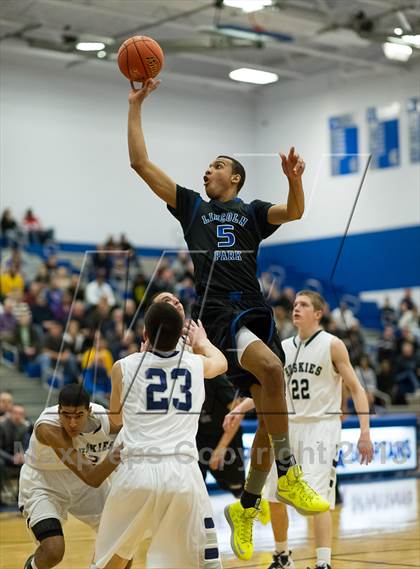 Thumbnail 3 in Bishop Carroll vs. Lincoln Park Performing Arts (PIAA Class A Quarterfinal) photogallery.