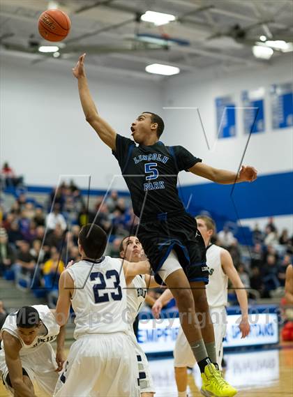 Thumbnail 1 in Bishop Carroll vs. Lincoln Park Performing Arts (PIAA Class A Quarterfinal) photogallery.