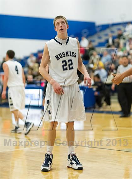 Thumbnail 2 in Bishop Carroll vs. Lincoln Park Performing Arts (PIAA Class A Quarterfinal) photogallery.