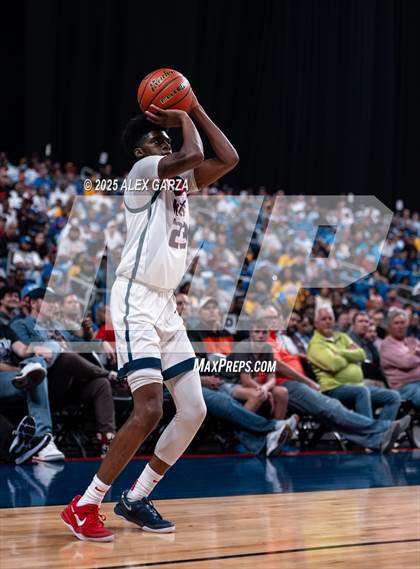 Thumbnail 2 in Dallas Kimball vs. Houston Washington (UIL 4A Basketball Division I Final) photogallery.