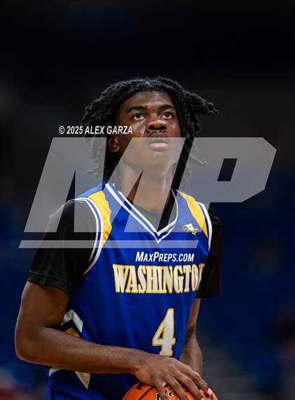 Thumbnail 3 in Dallas Kimball vs. Houston Washington (UIL 4A Basketball Division I Final) photogallery.