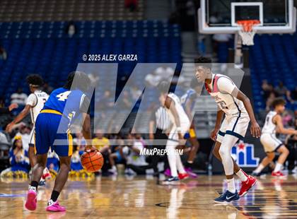Thumbnail 3 in Dallas Kimball vs. Houston Washington (UIL 4A Basketball Division I Final) photogallery.