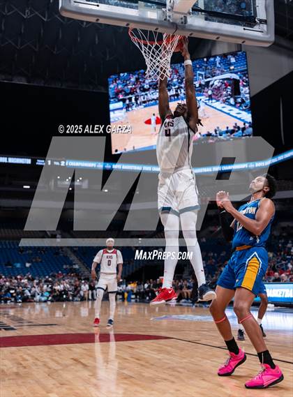 Thumbnail 1 in Dallas Kimball vs. Houston Washington (UIL 4A Basketball Division I Final) photogallery.