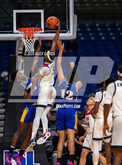 Thumbnail 1 in Dallas Kimball vs. Houston Washington (UIL 4A Basketball Division I Final) photogallery.