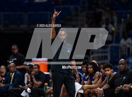 Thumbnail 1 in Dallas Kimball vs. Houston Washington (UIL 4A Basketball Division I Final) photogallery.