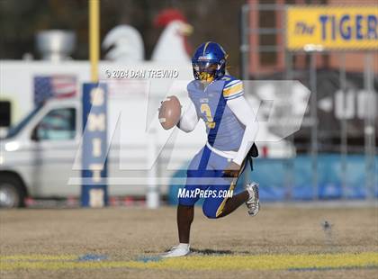 Thumbnail 2 in Colonial Forge vs Oscar Smith (VHSL Class 6 Semifinal) photogallery.