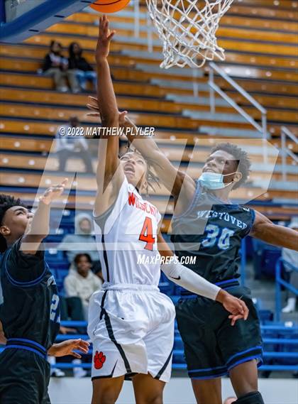 Thumbnail 2 in New Hanover vs. Westover (Cumberland County Holiday Classic) photogallery.