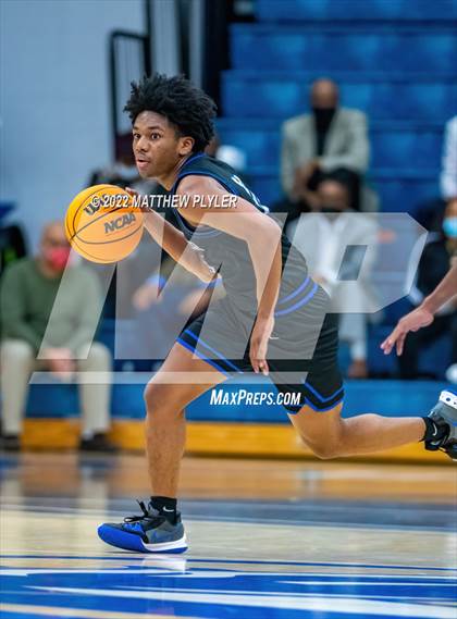 Thumbnail 1 in New Hanover vs. Westover (Cumberland County Holiday Classic) photogallery.