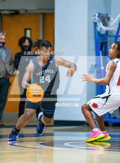 Thumbnail 2 in New Hanover vs. Westover (Cumberland County Holiday Classic) photogallery.