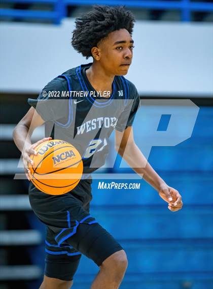 Thumbnail 1 in New Hanover vs. Westover (Cumberland County Holiday Classic) photogallery.