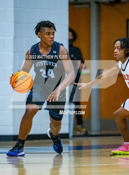 Thumbnail 2 in New Hanover vs. Westover (Cumberland County Holiday Classic) photogallery.