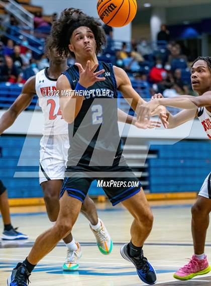 Thumbnail 3 in New Hanover vs. Westover (Cumberland County Holiday Classic) photogallery.