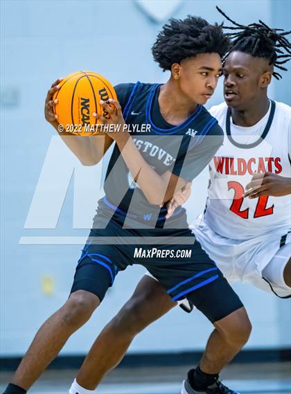 Thumbnail 3 in New Hanover vs. Westover (Cumberland County Holiday Classic) photogallery.