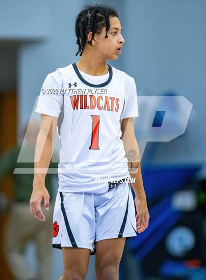 Thumbnail 1 in New Hanover vs. Westover (Cumberland County Holiday Classic) photogallery.