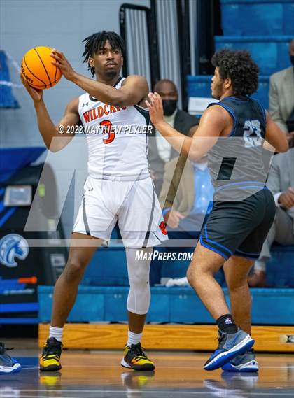 Thumbnail 3 in New Hanover vs. Westover (Cumberland County Holiday Classic) photogallery.
