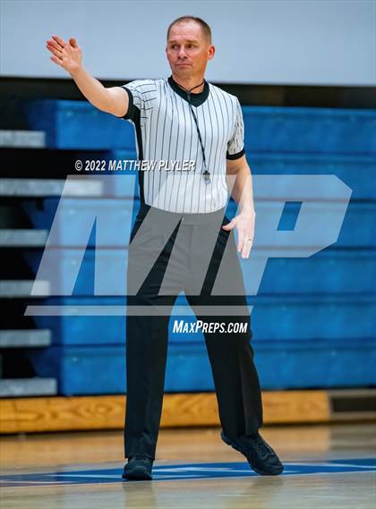Thumbnail 3 in New Hanover vs. Westover (Cumberland County Holiday Classic) photogallery.