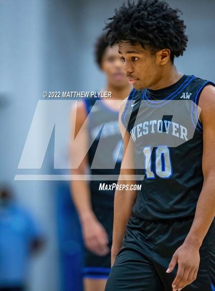 Thumbnail 2 in New Hanover vs. Westover (Cumberland County Holiday Classic) photogallery.