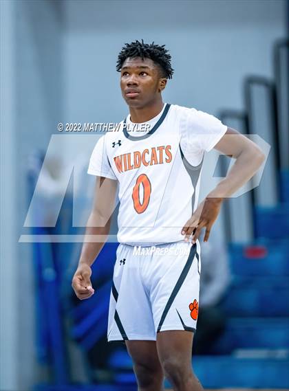Thumbnail 2 in New Hanover vs. Westover (Cumberland County Holiday Classic) photogallery.