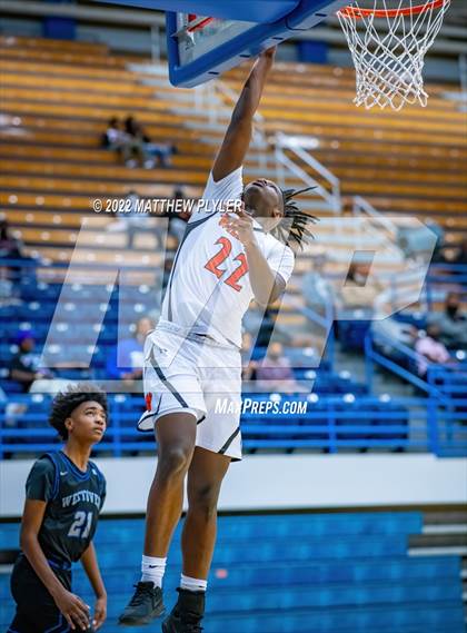 Thumbnail 3 in New Hanover vs. Westover (Cumberland County Holiday Classic) photogallery.