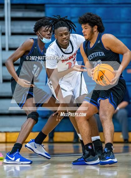 Thumbnail 2 in New Hanover vs. Westover (Cumberland County Holiday Classic) photogallery.