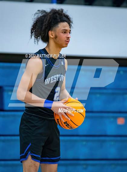 Thumbnail 1 in New Hanover vs. Westover (Cumberland County Holiday Classic) photogallery.