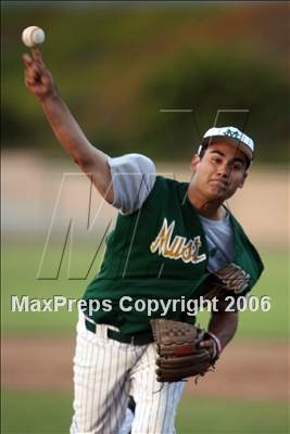 Thumbnail 3 in Mira Costa vs. Los Alamitos (Redondo Tourney) photogallery.