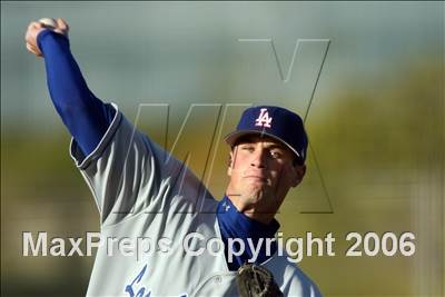 Thumbnail 3 in Mira Costa vs. Los Alamitos (Redondo Tourney) photogallery.
