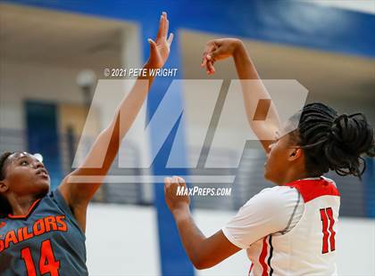 Thumbnail 3 in Manatee vs Sarasota Girls Basketball Allstar Game photogallery.