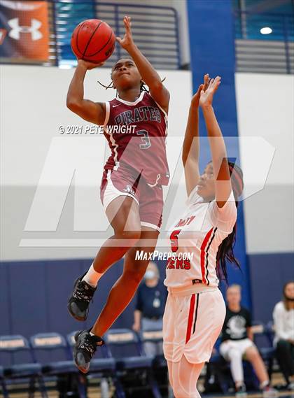 Thumbnail 1 in Manatee vs Sarasota Girls Basketball Allstar Game photogallery.