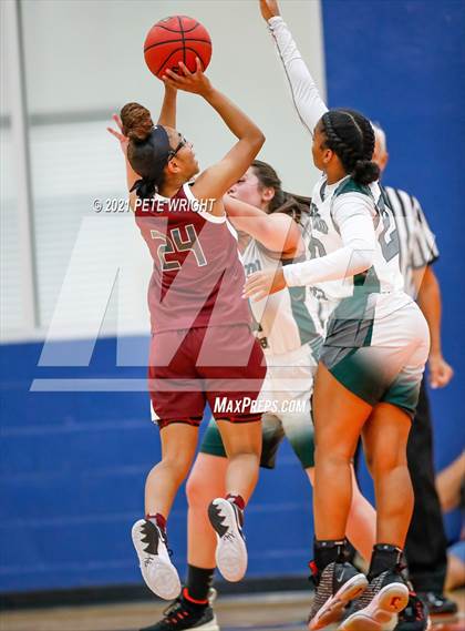 Thumbnail 1 in Manatee vs Sarasota Girls Basketball Allstar Game photogallery.