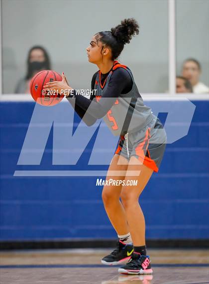 Thumbnail 2 in Manatee vs Sarasota Girls Basketball Allstar Game photogallery.