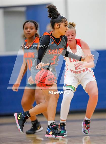 Thumbnail 2 in Manatee vs Sarasota Girls Basketball Allstar Game photogallery.