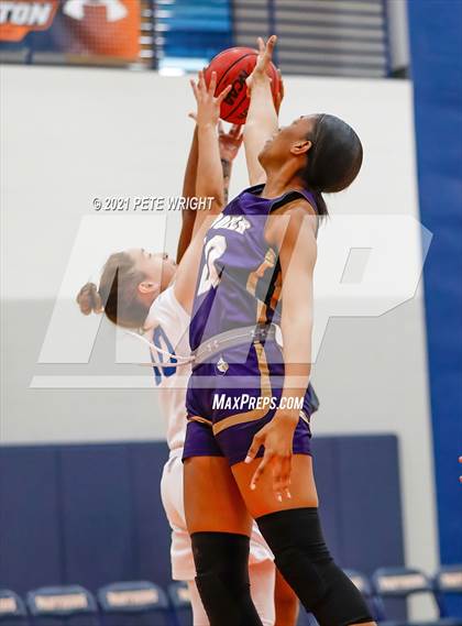 Thumbnail 2 in Manatee vs Sarasota Girls Basketball Allstar Game photogallery.