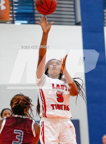 Thumbnail 2 in Manatee vs Sarasota Girls Basketball Allstar Game photogallery.