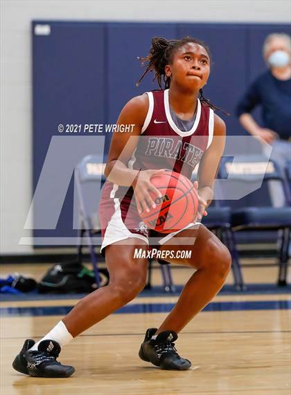 Thumbnail 3 in Manatee vs Sarasota Girls Basketball Allstar Game photogallery.