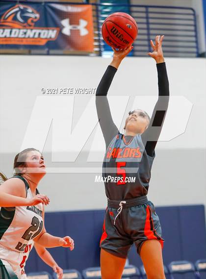 Thumbnail 1 in Manatee vs Sarasota Girls Basketball Allstar Game photogallery.