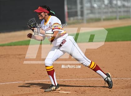Thumbnail 1 in Esperanza @ El Modena photogallery.