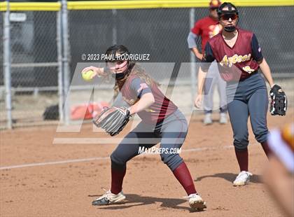 Thumbnail 3 in Esperanza @ El Modena photogallery.