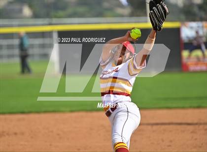 Thumbnail 1 in Esperanza @ El Modena photogallery.