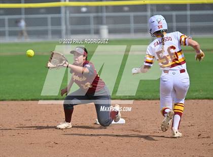 Thumbnail 2 in Esperanza @ El Modena photogallery.