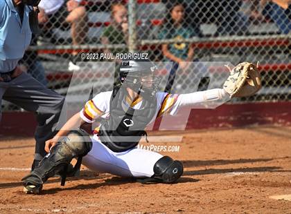 Thumbnail 1 in Esperanza @ El Modena photogallery.