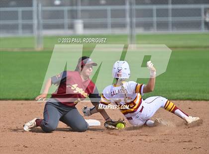 Thumbnail 3 in Esperanza @ El Modena photogallery.