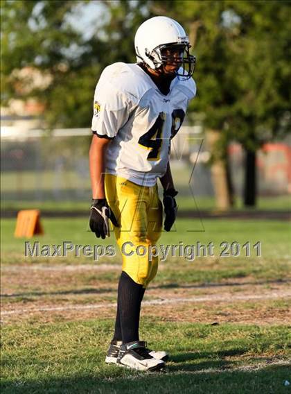 Thumbnail 1 in Stony Point Freshmen Gold @ Round Rock Westwood Freshmen White (9/23/2010) photogallery.