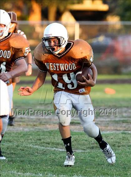 Thumbnail 3 in Stony Point Freshmen Gold @ Round Rock Westwood Freshmen White (9/23/2010) photogallery.