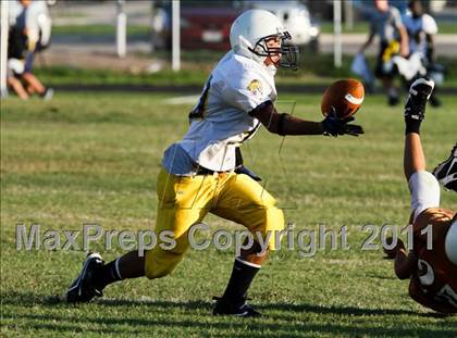 Thumbnail 2 in Stony Point Freshmen Gold @ Round Rock Westwood Freshmen White (9/23/2010) photogallery.