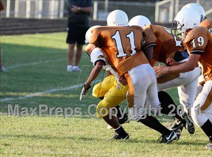 Thumbnail 3 in Stony Point Freshmen Gold @ Round Rock Westwood Freshmen White (9/23/2010) photogallery.