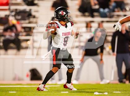 Thumbnail 1 in Slaton @ Littlefield photogallery.