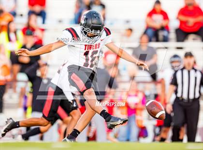 Thumbnail 1 in Slaton @ Littlefield photogallery.