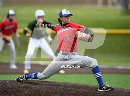 Thumbnail 3 in GlenOak @ Revere photogallery.