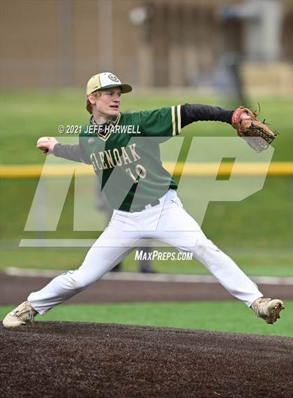 Thumbnail 1 in GlenOak @ Revere photogallery.